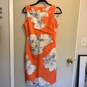 Stretchy, comfortable dress perfect for a summer wedding!